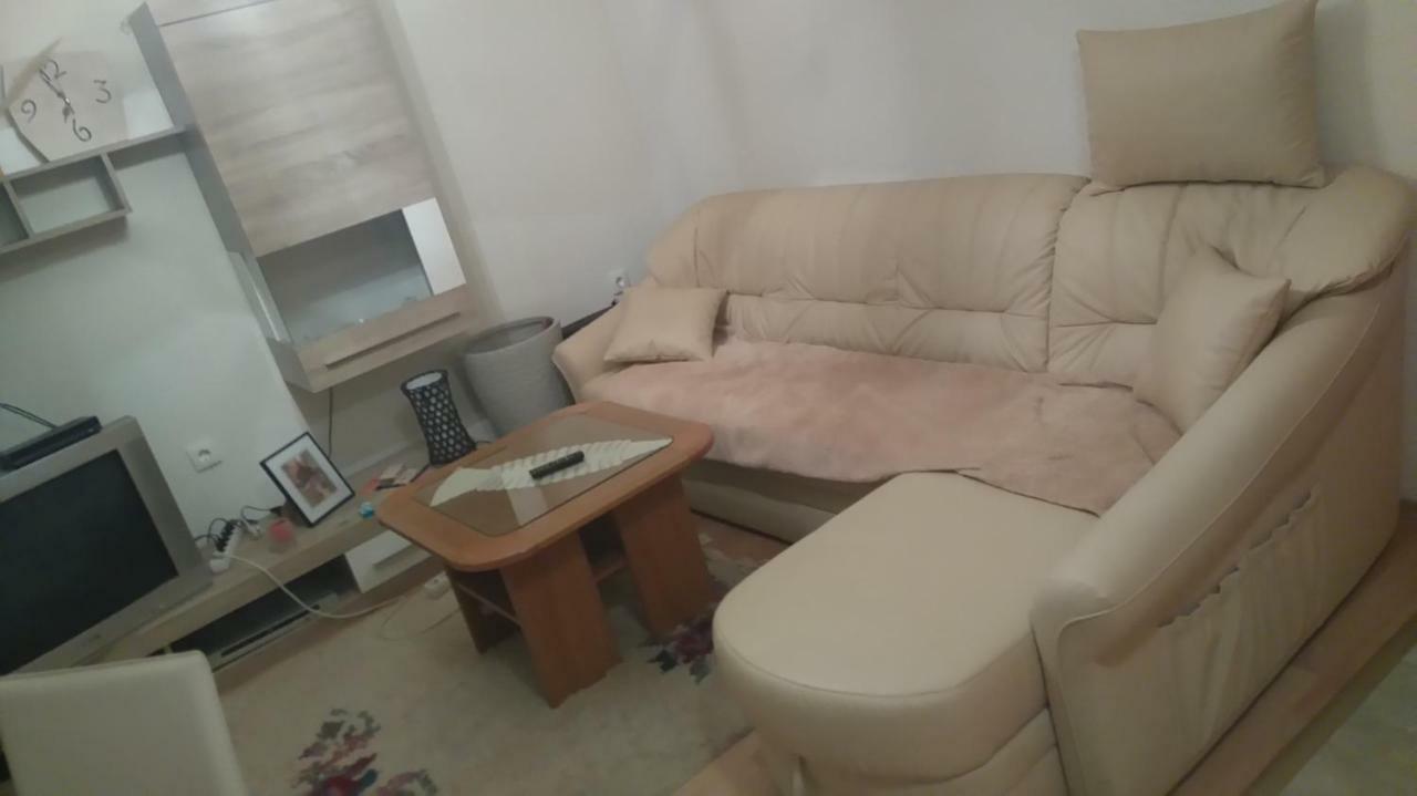 Ivica Apartments Пунат Екстериор снимка