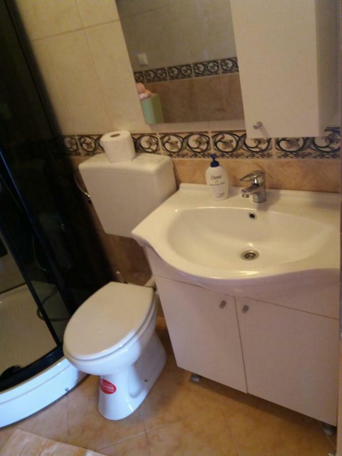 Ivica Apartments Пунат Екстериор снимка
